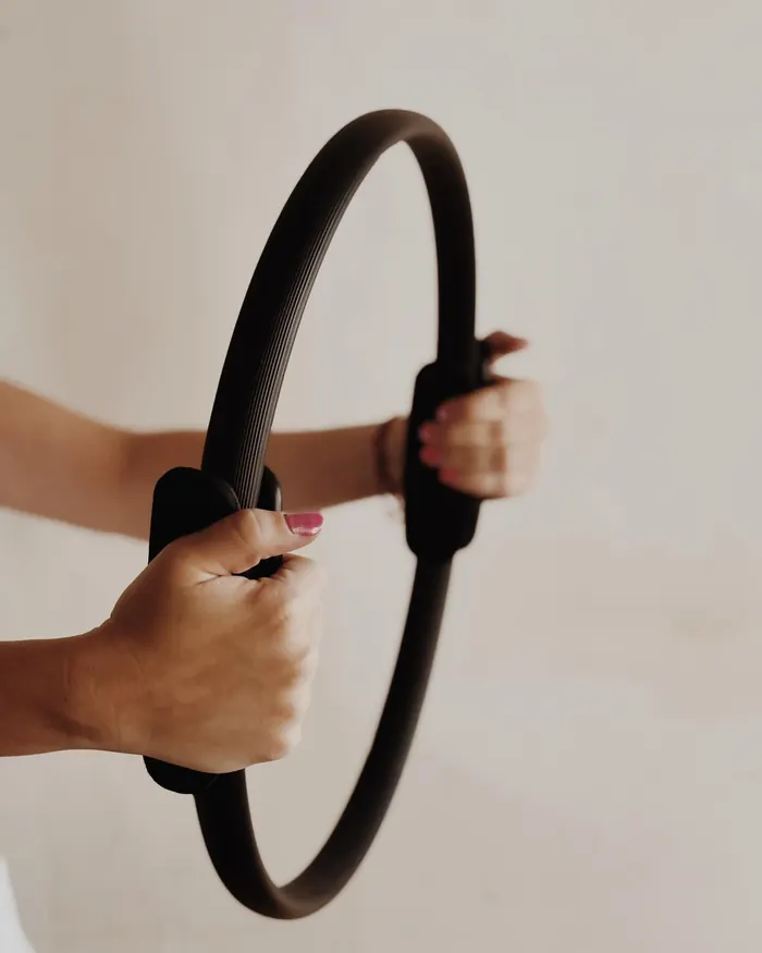 Ejercicio con aro de Pilates