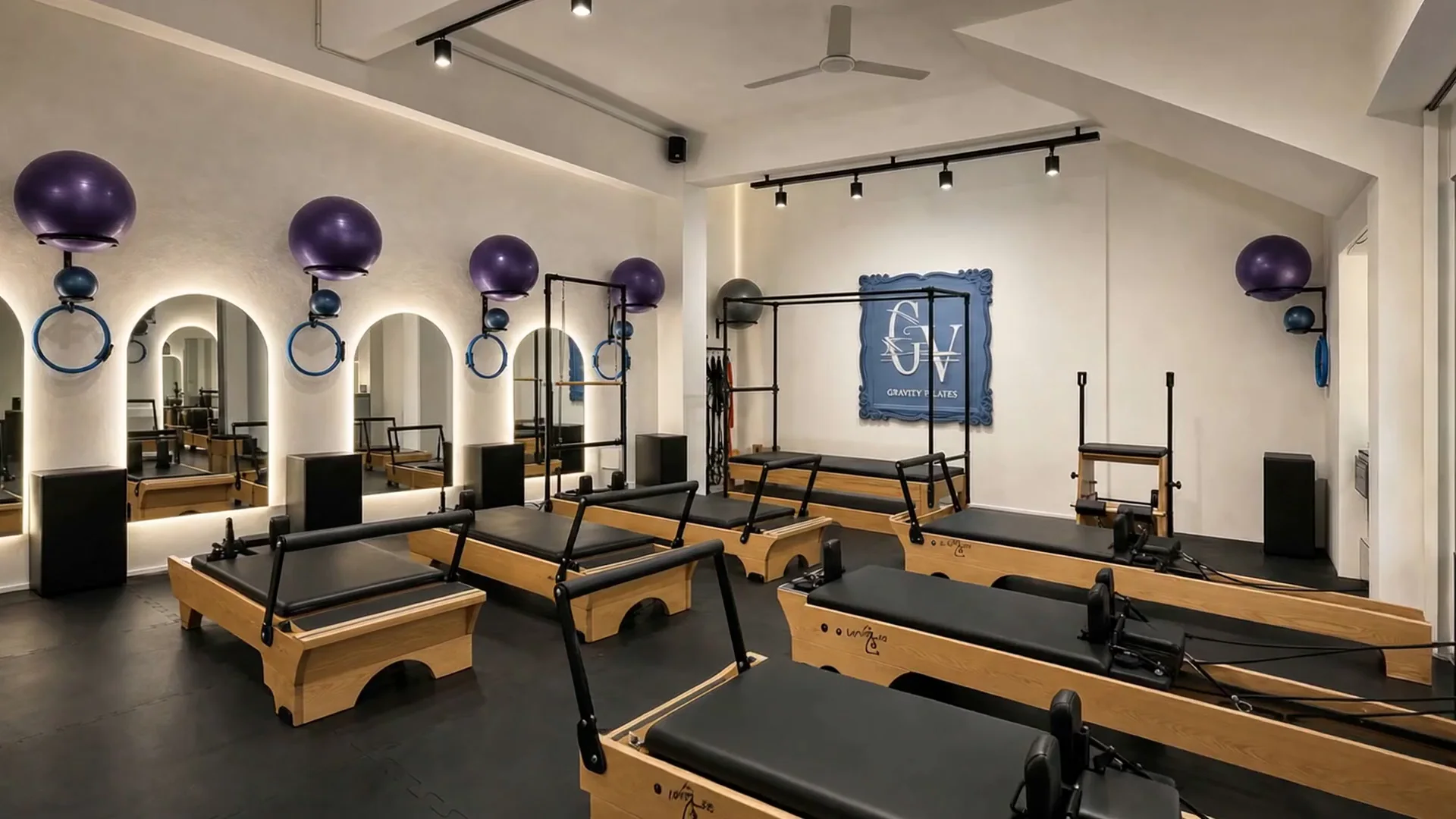 Sala de reformers de Pilates Gravity